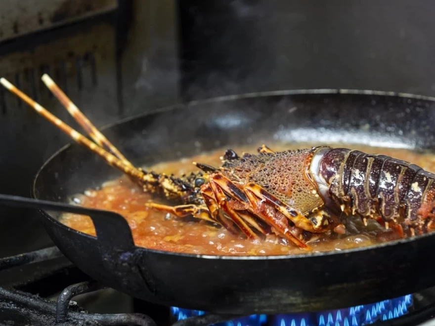 Μπούνος Ψαροσαβούρας Ναύπλιο