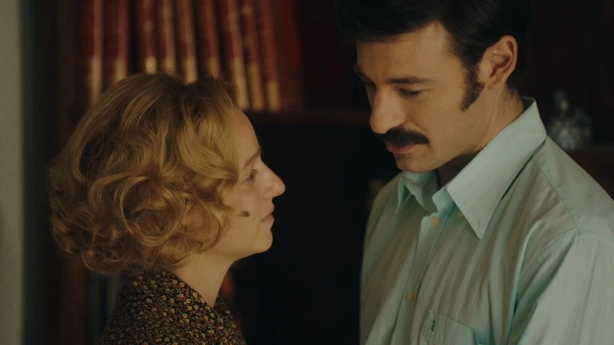 Το Ναυάγιο: Τον χωρίζει και τα φτιάχνει με άλλον με συνοπτικές διαδικασίες - «Το ήξερα ότι είχες συναισθήματα για εκείνον»