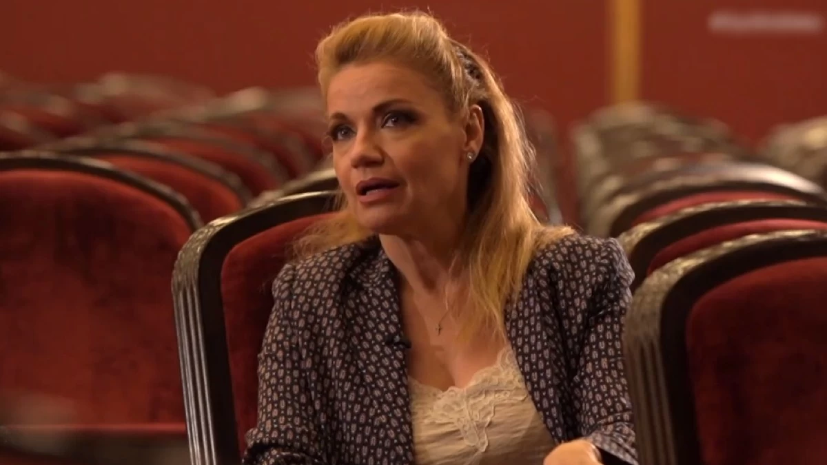 Παναγιώτα Βλαντή: «Με θεωρούσαν “γεροντοκόρη” γιατί όλοι στην οικογένειά μου είχαν παντρευτεί νωρίς»