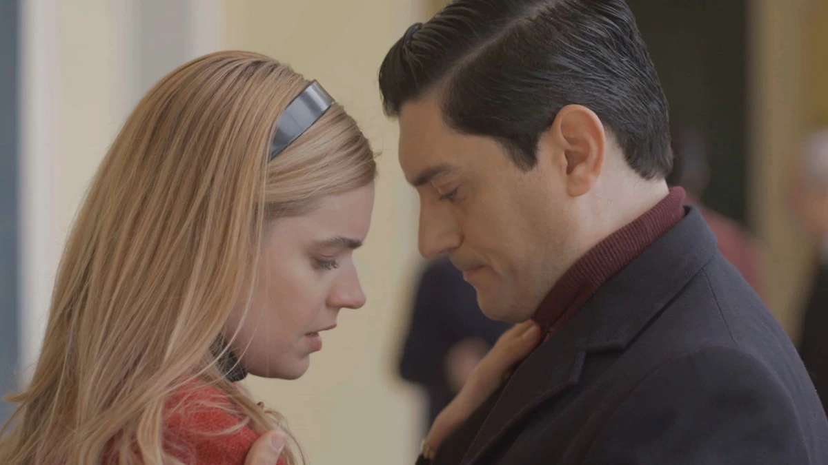 Ο παράδεισος των κυριών (2/4): Αμαλία και Ντίνος κάνουν έρωτα - Ο Σίμος πηγαίνει να τους πιάσει στα πράσα