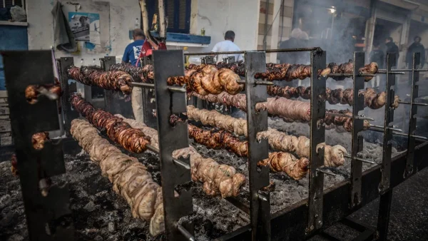 Μερομήνια 2024: Με τι καιρό θα σουβλίσουμε αρνί το Πάσχα - Ήλιο ή βροχή την Μεγάλη Εβδομάδα;