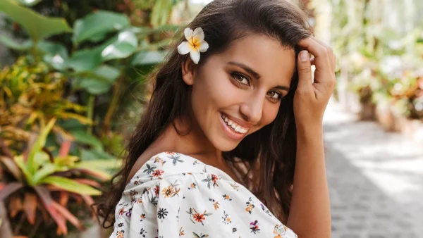 Self Tan: Mε δυο μόνο υλικά φτιάξε μια φυσική συνταγή για μαυρισμένη επιδερμίδα χωρίς ήλιο!