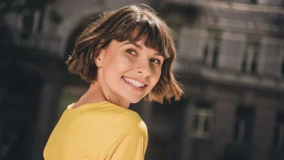 Αυτά είναι τα 5 καλύτερα κοντά κουρέματα με όγκο που θα χαρίσουν στα λεπτά σου μαλλιά έξτρα πυκνότητα!