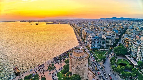 Θεσσαλονίκη: Τη "βασίλισσα της Βόρειας Ελλάδας" την ερωτεύεσαι με την πρώτη ματιά