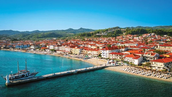 Χαλκιδική: Ένας μεθυστικός συνδυασμός γαλάζιου και πράσινου