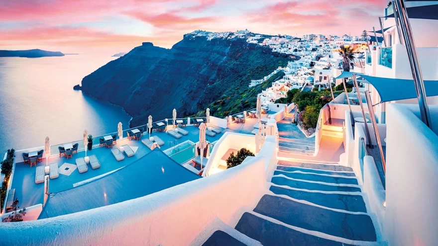 Στη Σαντορίνη για Πάσχα