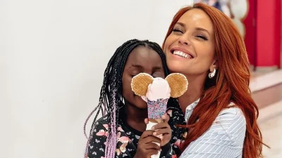 Σίσσυ Χρηστίδου: Για πασχαλινές αγορές μαζί με τη βαφτιστήρα της, Ada