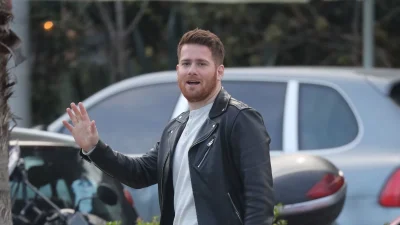 Survivor: Έφτασε στη Ρόδο ο Τζέιμς Καφετζής - Η πρώτη του ανάρτηση