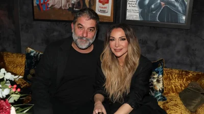 Δέσποινα Βανδή: Με γοργονέ ουρά και... - Πως θα είναι το νυφικό στον γάμο της με τον Βασίλη Μπισμπίκη