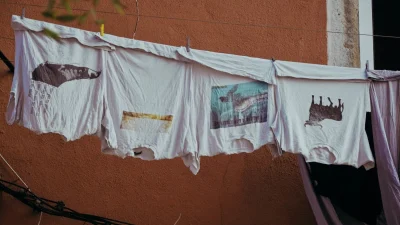 Πλένεις τα ρούχα στο χέρι; Δες 4 λάθη που κάνεις και τα καταστρέφεις