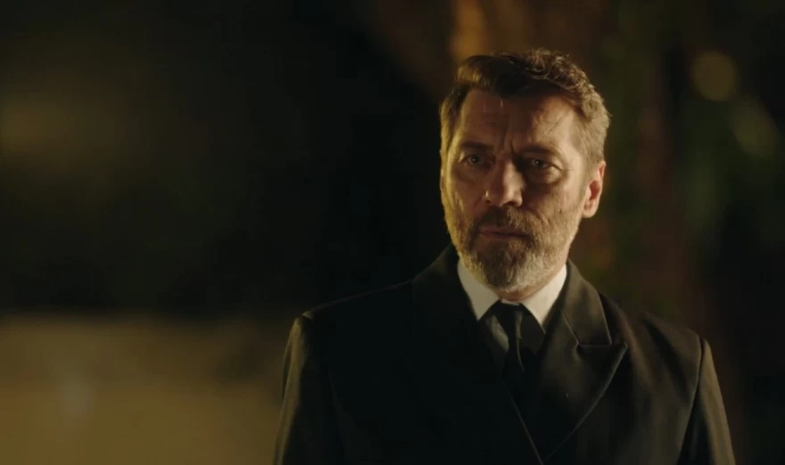 Το Ναυάγιο: Η Ειρήνη ξεθάβει το πτώμα της Κλαίρης - «Θεέ μου Κλαίρη, πόσο λυπάμαι γι' αυτό που σου συνέβη»