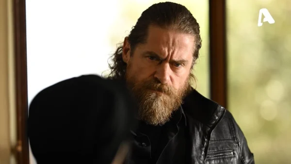 Σασμός (16/5): Ο Μαθιός πηγαίνει να παραδοθεί - Η Βασιλική χάνει τις αισθήσεις της και λιποθυμάει