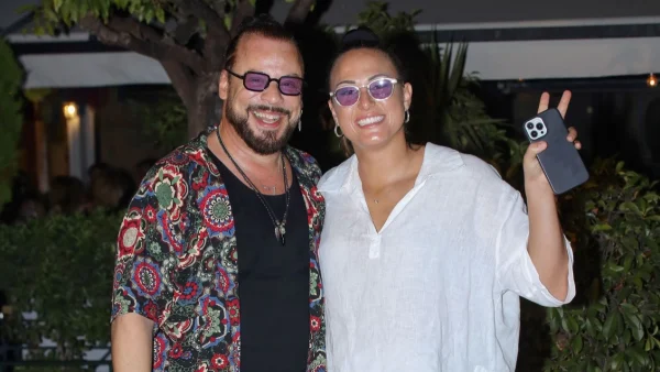 Survivor: Επέστρεψε στην Ελλάδα η Ασημίνα Χατζηανδρέου - Έπεσε στην αγκαλιά του Χρήστου Δάντη μετά από 4 μήνες