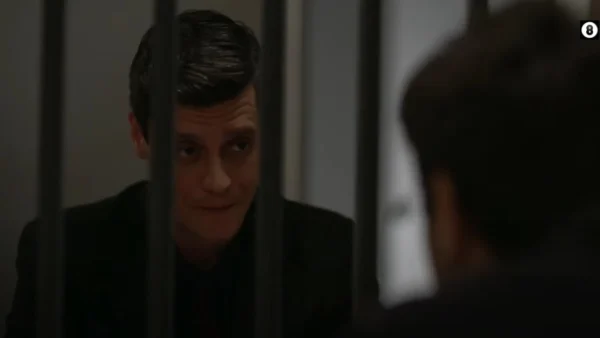 Ηλέκτρα (14/5): Ένας πυροβολισμός και ένα ουρλιαχτό μέσα στη νύχτα θα φέρει τα πάνω κάτω στο μικρό νησί της Αρσινόης