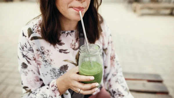 5 πανεύκολοι detox χυμοί για να αποβάλλεις τα παραπανίσια κιλά λίγο πριν το καλοκαίρι 2024