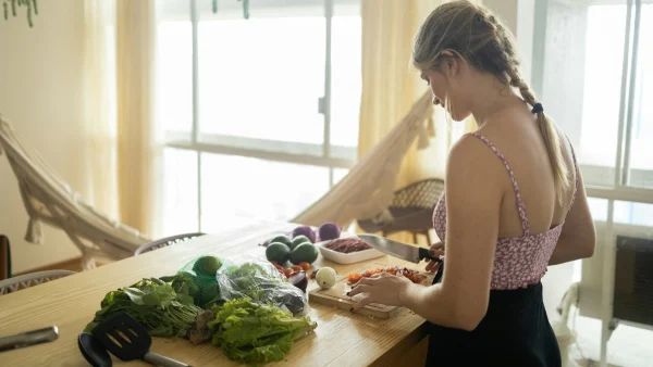 Mε αυτά τα κόλπα θα χάσεις τα περιττά κιλά του Πάσχα εύκολα & γρήγορα!