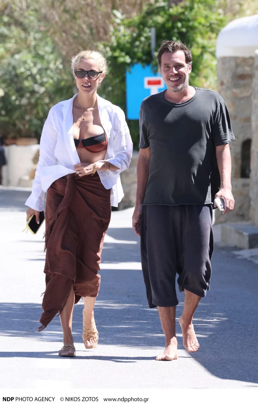 Δούκισσα Νομικού - Δημήτρης Θεοδωρίδης - Μύκονος