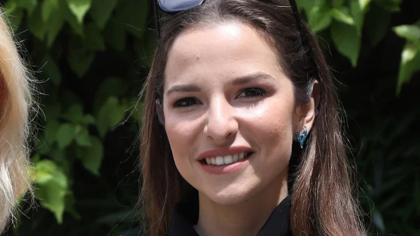 Ρίγη συγκίνησης με την εξομολόγηση της Εριέττας Κούρκουλου: «Είμαστε μαμάδες των μωρών που κυοφορήσαμε για πολύ, ή και για λίγο»