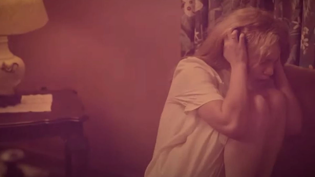 Το προξενιό της Ιουλίας (28/5): Ο Γιωργίκης κάνει έρωτα με την Δέσπω μπροστά στην Ιουλία - Παίρνουν το μωρό και την κλειδώνει στο υπόγειο