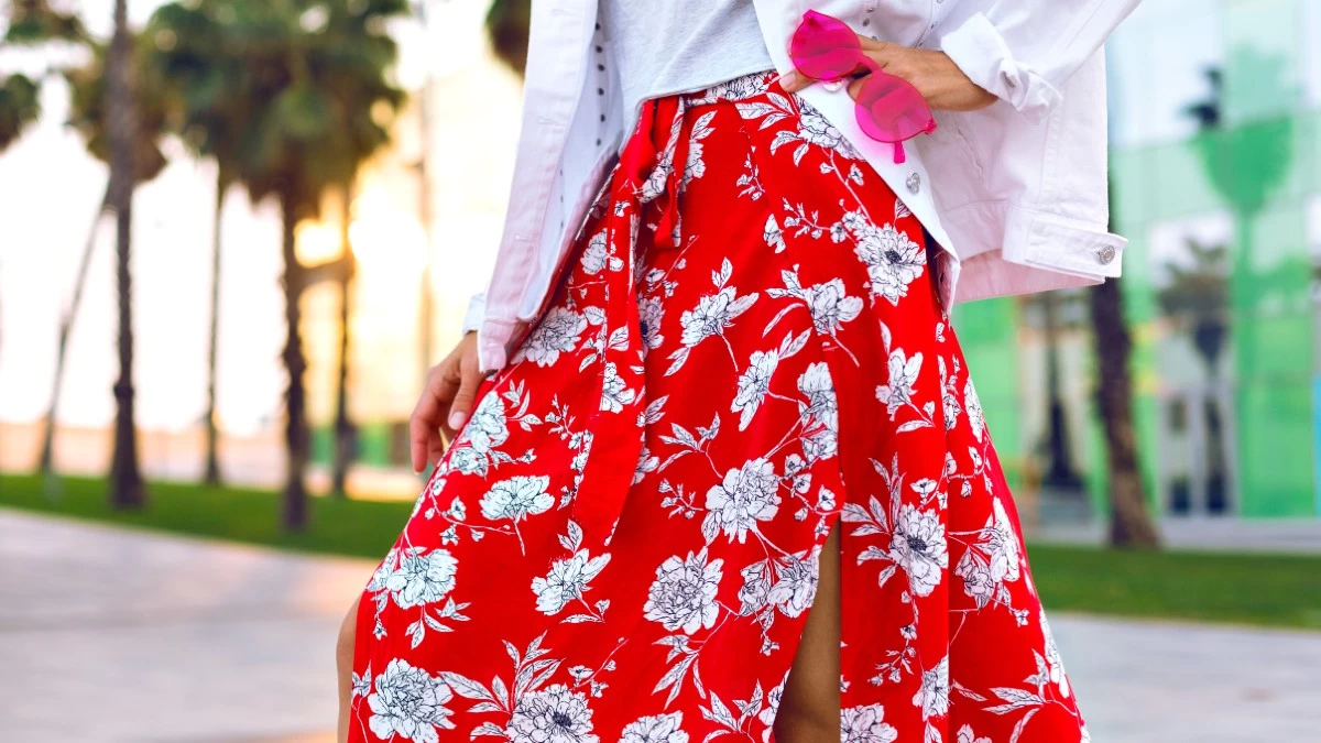 Summer florals: 8 λουλουδάτα φορέματα για να φοράς κάθε μέρα το καλοκαίρι