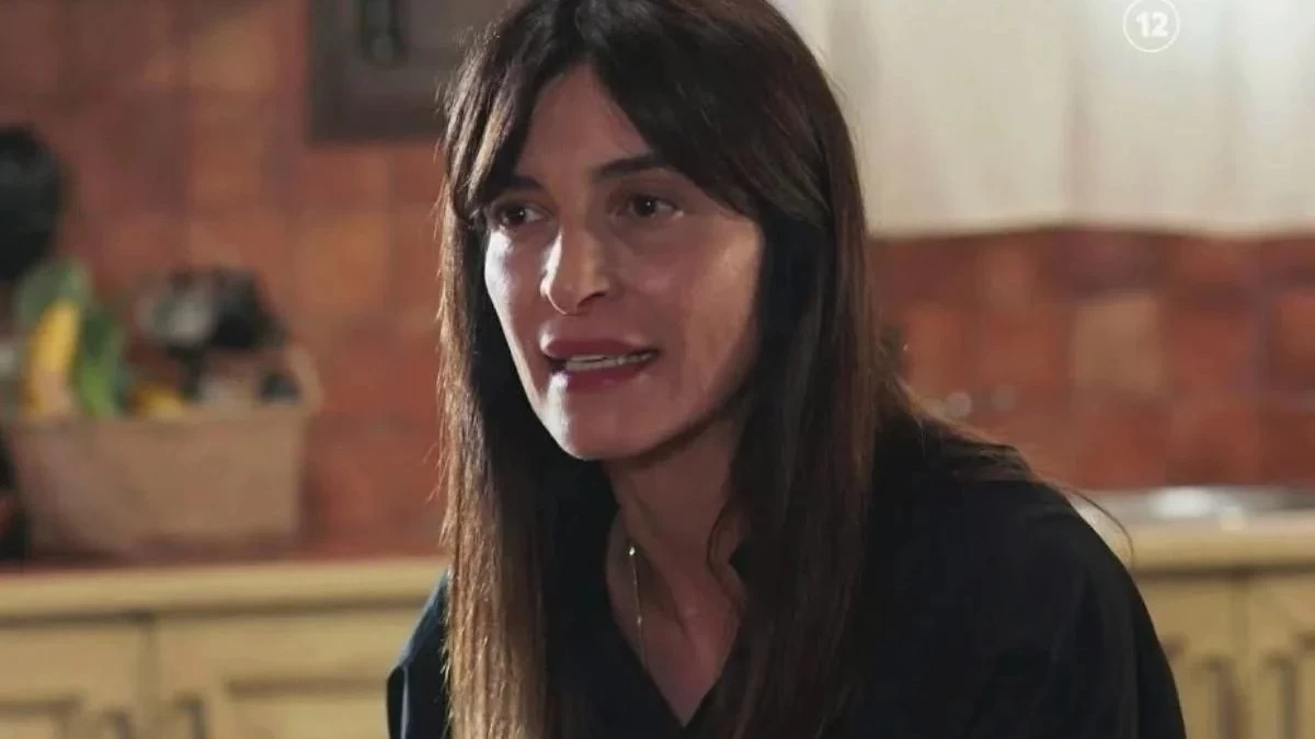 Γη της ελιάς: «Στάθη μου έσπασαν τα νερά! Γεννάω!» - Η ανατριχιαστική σκηνή με την Ιουλία πριν προβληθεί στην τηλεόραση