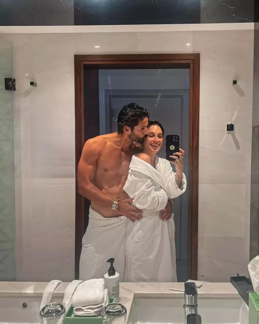 Γιώργος Καράβας Ραφαέλα Ψαρρού