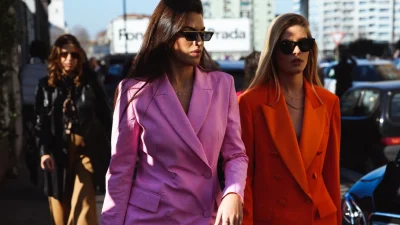 Είσαι καλεσμένη σε παιδικό πάρτι γενεθλίων; 6 στυλάτα και κομψά outfits για την περίσταση