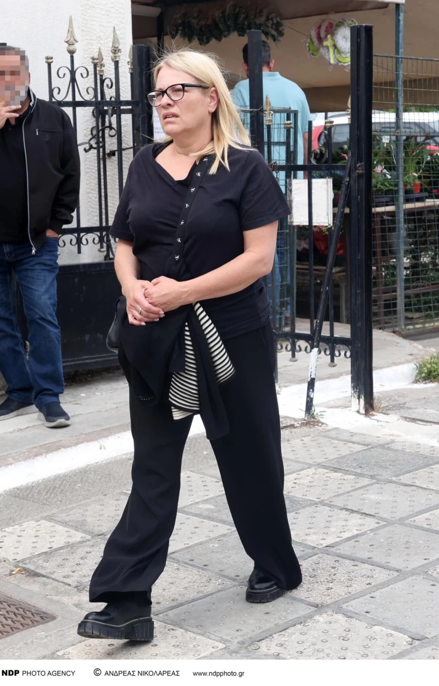 Κηδεία Άννας Παναγιωτοπούλου Μαριάννα Τουμασάτου