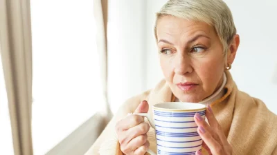 Εμμηνόπαυση: Τι αλλάζει & πώς μπορεί να επηρεάσει την ψυχολογία μιας γυναίκας;