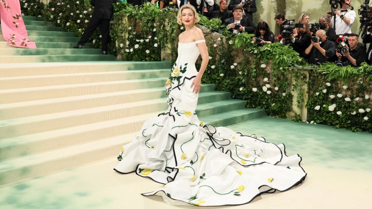 Met Gala 2024: Οι "ιέρειες" του στυλ στο κόκκινο χαλί - Το φόρεμα Η&Μ που κέρδισε τις εντυπώσεις