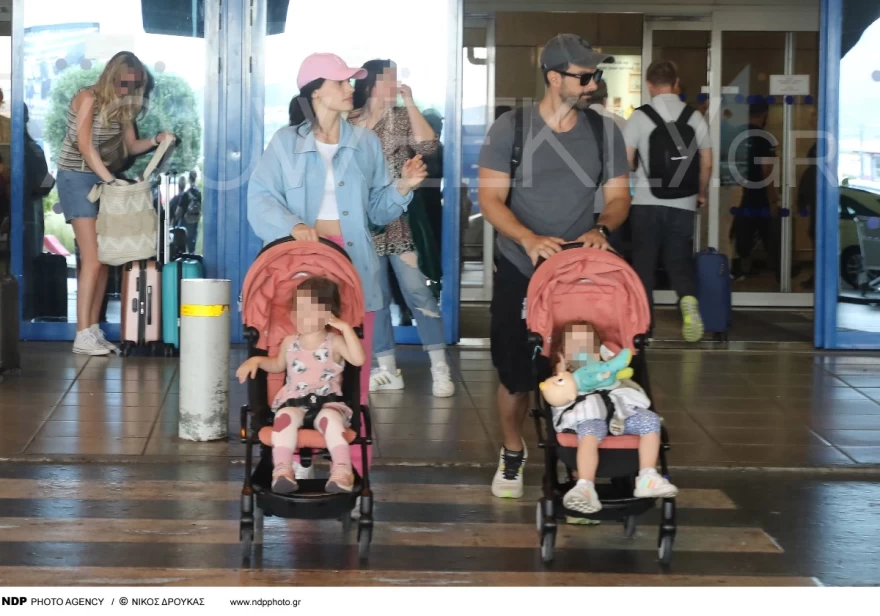 Τανιμανίδης Μπόμπα κόρες αεροδρόμιο