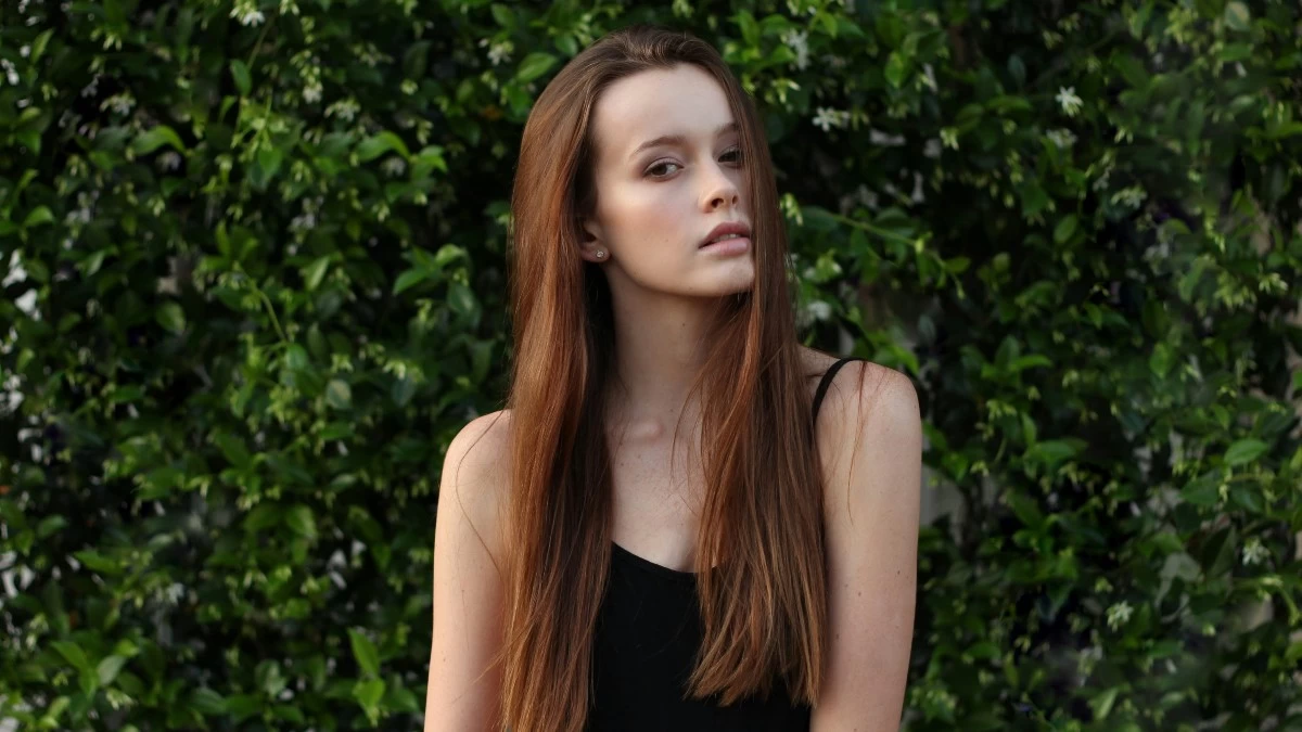 Έχεις λιπαρή επιδερμίδα με τάση ακμής; Έτσι θα τη φροντίσεις σε 5 απλά βήματα!