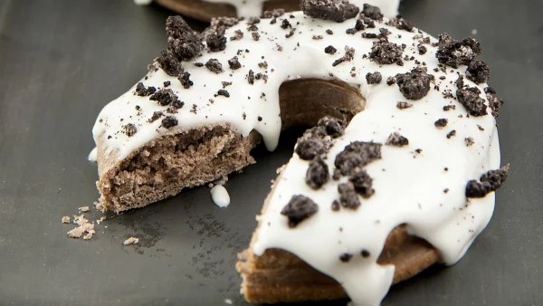 Oreo: Από μπισκότο ντόνατ - Η πανεύκολη συνταγή για να το φτιάξετε σπίτι σας