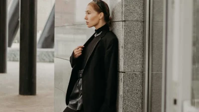 Ξέρεις πώς θα φορέσεις το oversized σακάκι σου χωρίς να σε παχαίνει - Δες τα tips που εφαρμόζουν οι στυλίστες