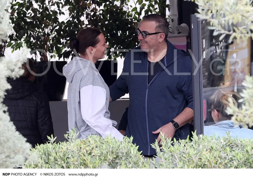 Αντώνης Ρέμος Υβόννη Μπόσνιακ έξοδος