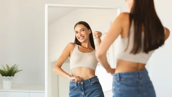 LemonBottle: Αυτή είναι η θεραπεία που υπόσχεται θαύματα στη λιποδιάλυση!