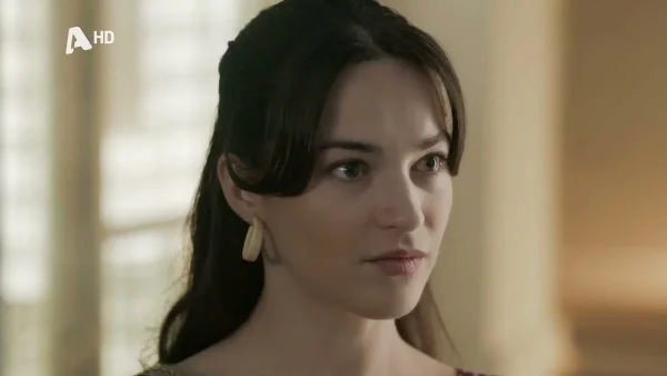 Ο Παράδεισος των Κυριών: Σούπερ αποκλειστικό - Ο Χρήστος σαπίζει στο ξύλο τη Στέλλα