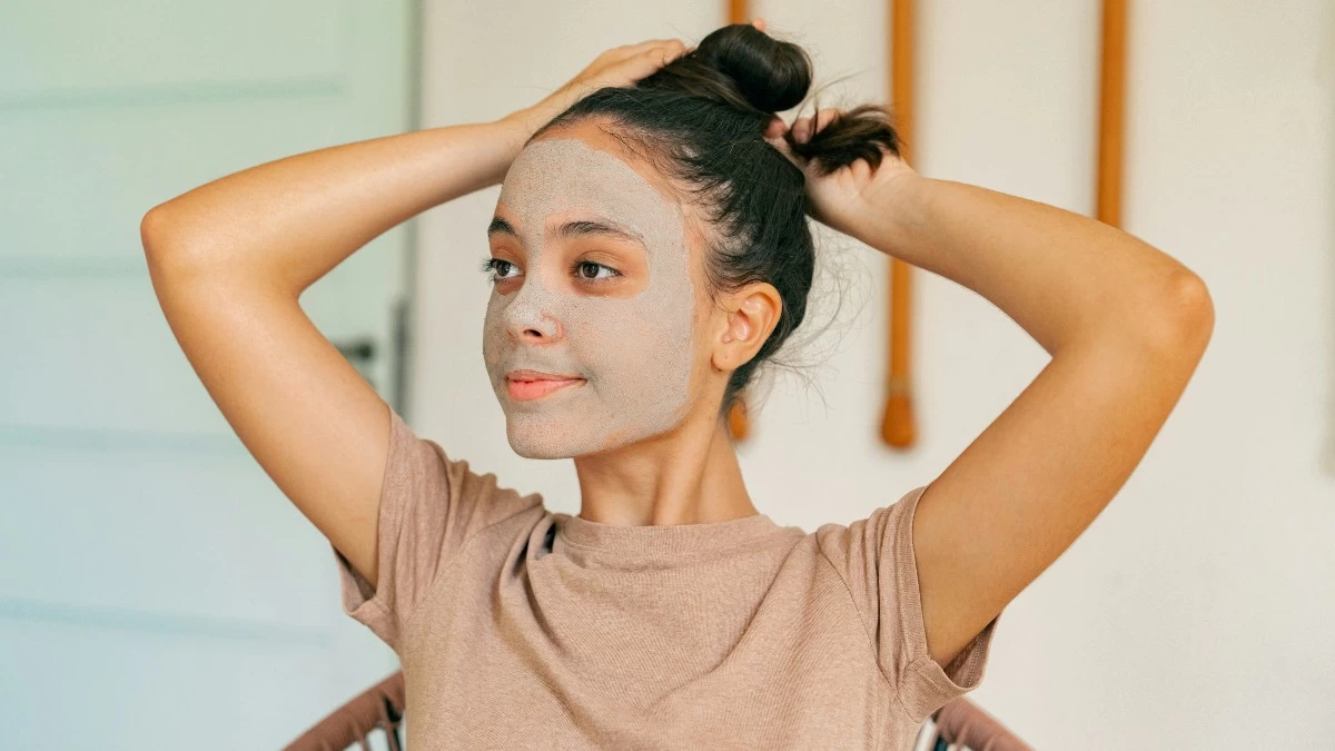 Σπιτική μάσκα προσώπου με φράουλες και μέλι για λαμπερό και καλά ενυδατωμένο πρόσωπο!