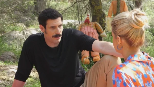 Θανάσης Πατριαρχέας: «Θαύμασα και θαυμάζω τη γυναίκα μου για τη δύναμη που είχε όταν ξεγεννούσε»