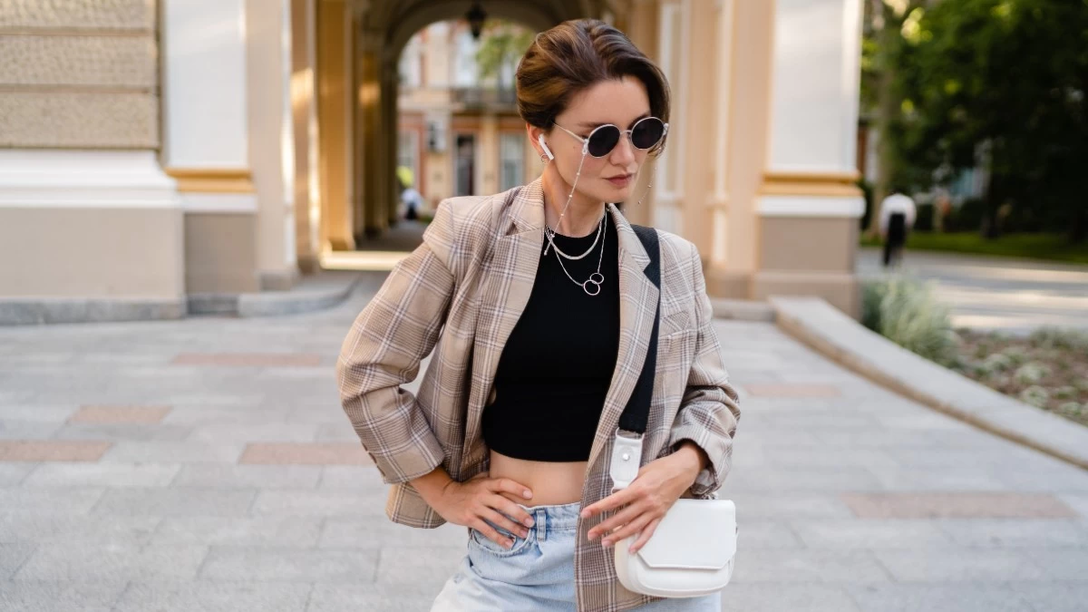 Καλοκαίρι 2024: Αυτά τα κομμάτια θα καθορίσουν το στυλ σου με... διαφορά!