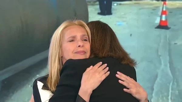 Χριστίνα Βίδου: «Να μην υπάρξουν άλλες μανάδες στη θέση τη δική μου» - "Λύγισε" στην αγκαλιά της καλεσμένης της στον αέρα της ΕΡΤ