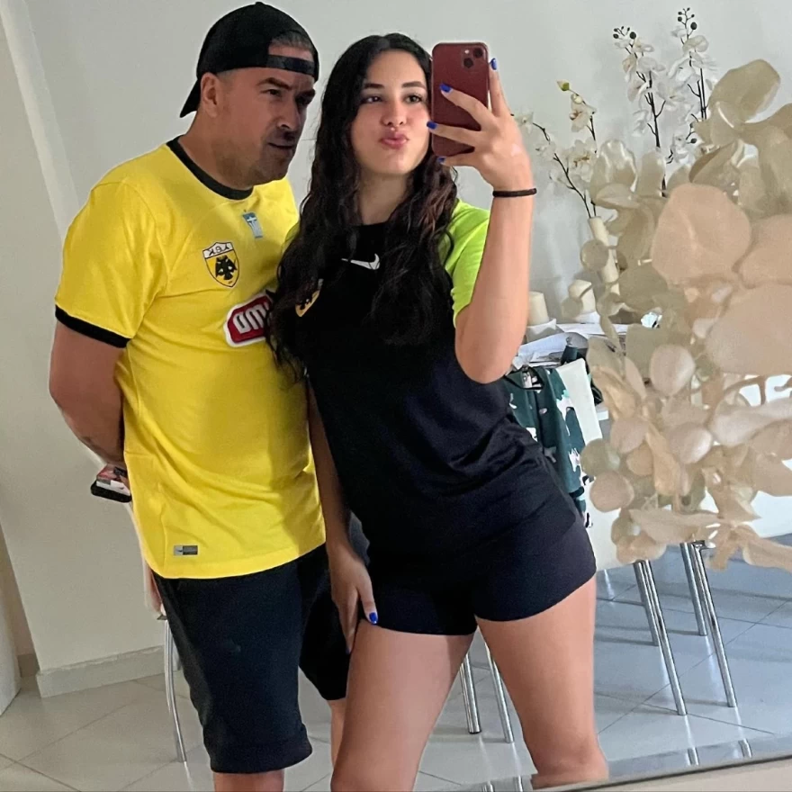 Ο Γιάννης Αιβάζης με την κόρη του