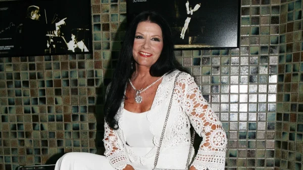 Ζωζώ Σαπουντζάκη: Πωλήθηκε για πάνω από 500. 000 ευρώ η θρυλική βίλα της στην Κινέτα - Ο όρος που έθεσε η ηθοποιός