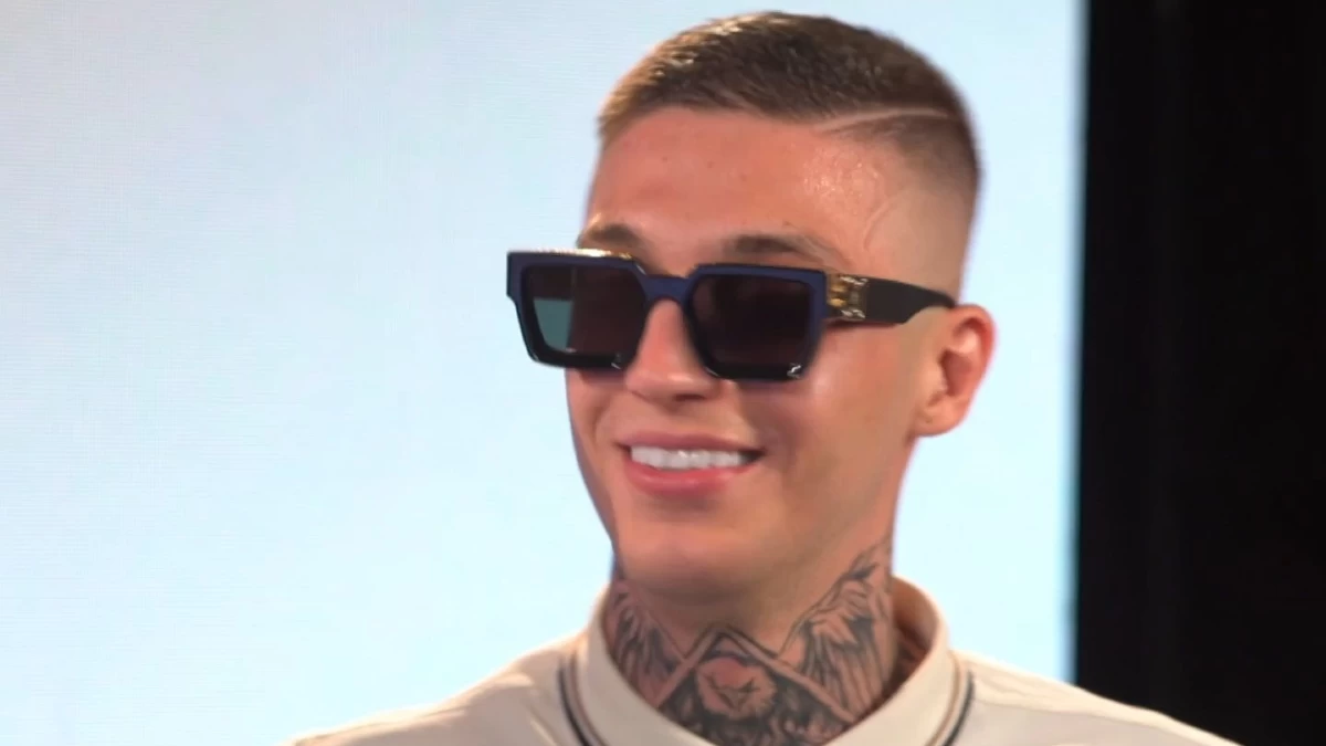 Trannos: «Δεν με θέλουν οι γονείς της κοπέλας μου αλλά πεθερέ, εύχομαι κάποια στιγμή να με θέλεις»