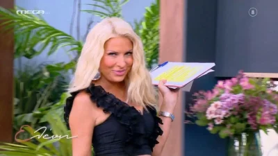 Ελένη Μενεγάκη: «Νιώθω… μόνη μου όμως, χωρίς λόγο» - Τα έχασε ο συνεργάτης της με την εμφάνισή της, «Φοβάμαι»