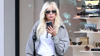 Άννα Βίσση: Κορμί-«φωτιά» με μαγιό στα 66 της! Έτσι είναι το σώμα της χωρίς φίλτρα