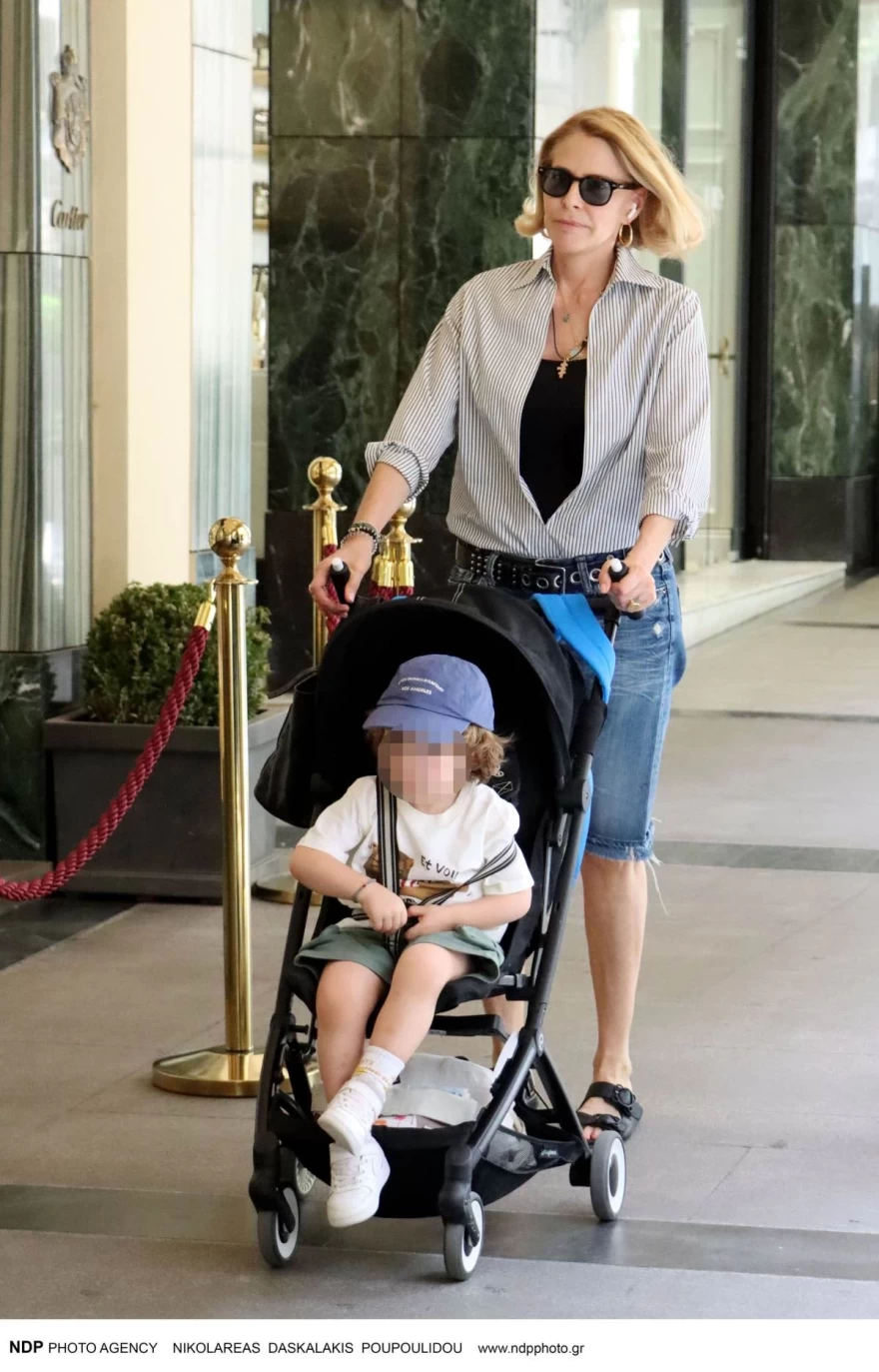 Τζένη Μπαλατσινού - Γιος