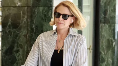 Τζένη Μπαλατσινού: Βόλτα με το καρότσι στο κέντρο της Αθήνας - Έχει μεγαλώσει πολύ ο Παναγιώτης Αντώνιος