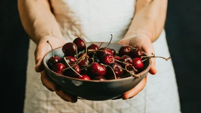 Κεράσια: 5 απρόσμενα οφέλη που δεν ήξερες ότι χαρίζουν στην υγεία σου!