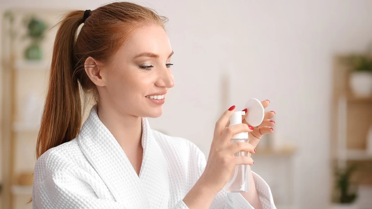 Ντεμακιγιάζ ματιών & χειλιών: Δες όλα τα βήματα για να το κάνεις σωστά & χωρίς ερεθισμούς!